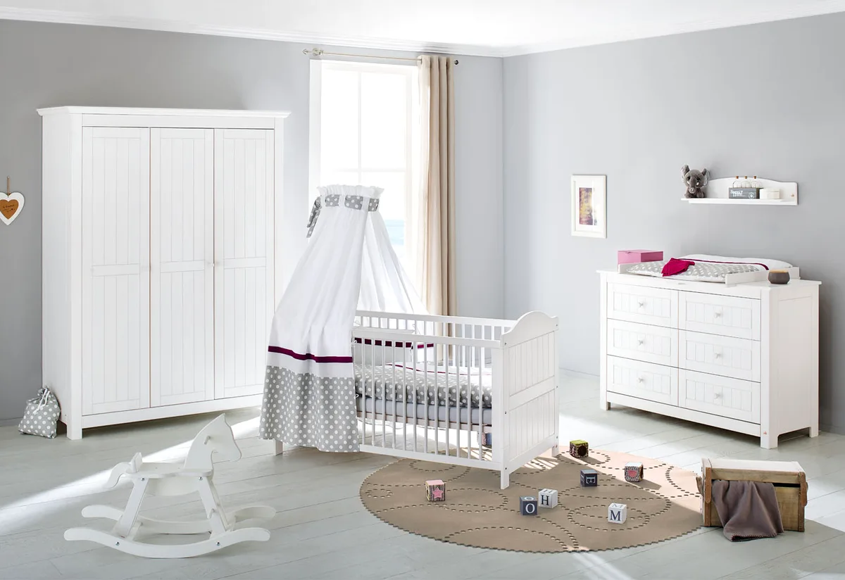Pinolino Nursery 'Nina' extra wide large with 3 doors3-part: cot bed, extra wide changing unit, large three-door wardrobe - image 1